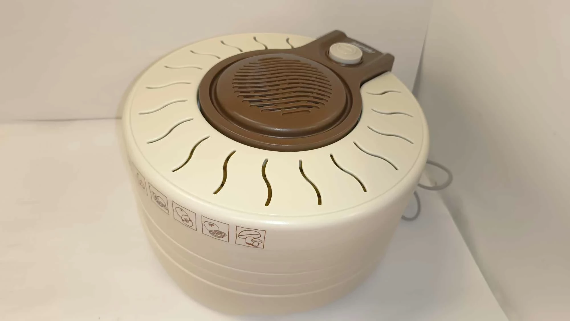 suszarka-do-grzybow-owocow-i-warzyw-mpm-bsg-01-marka-mpm