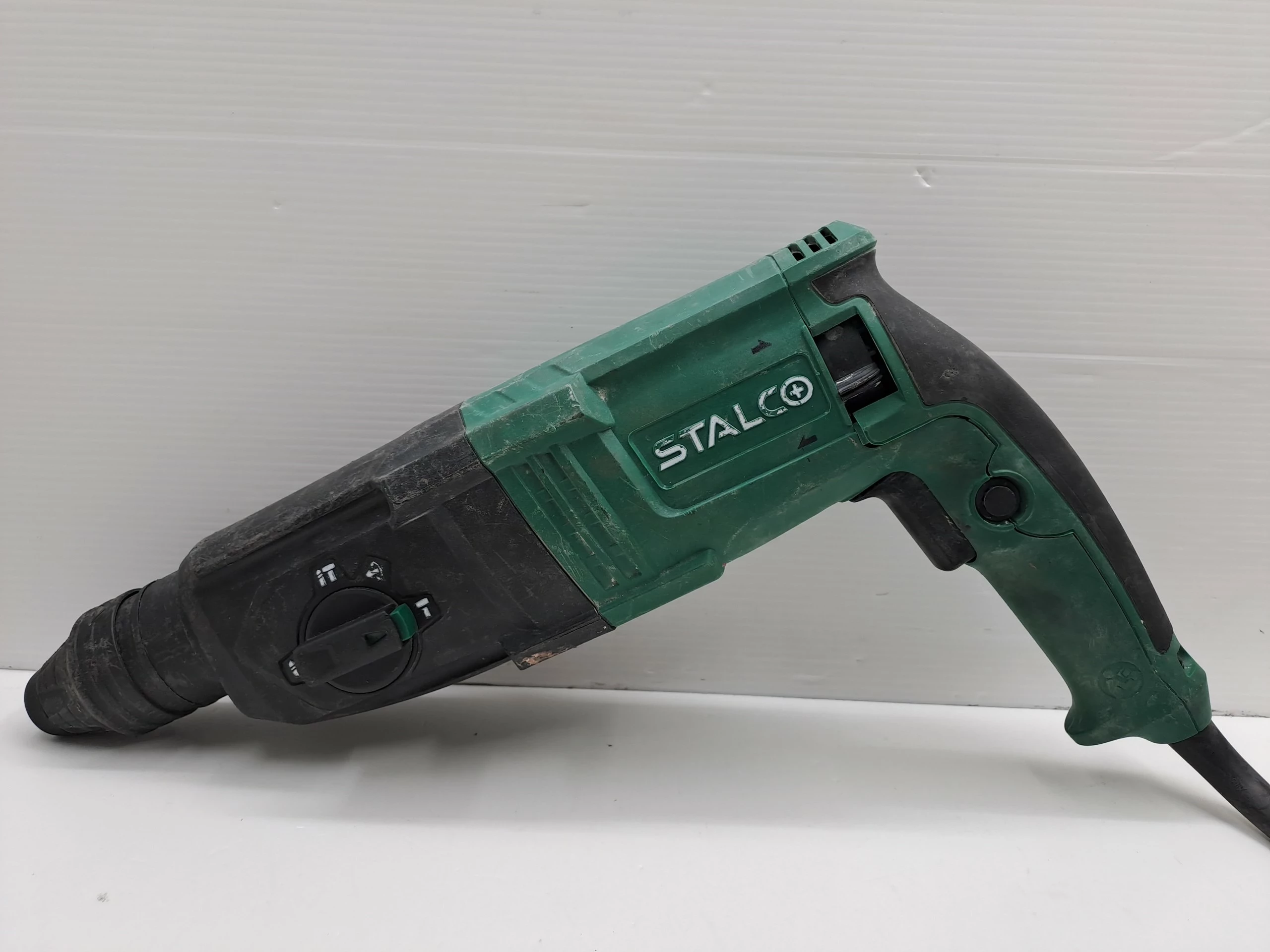 mlotowiertarka-mlot-udarowy-800w-zielony-rynek-18-sj-wloclawek