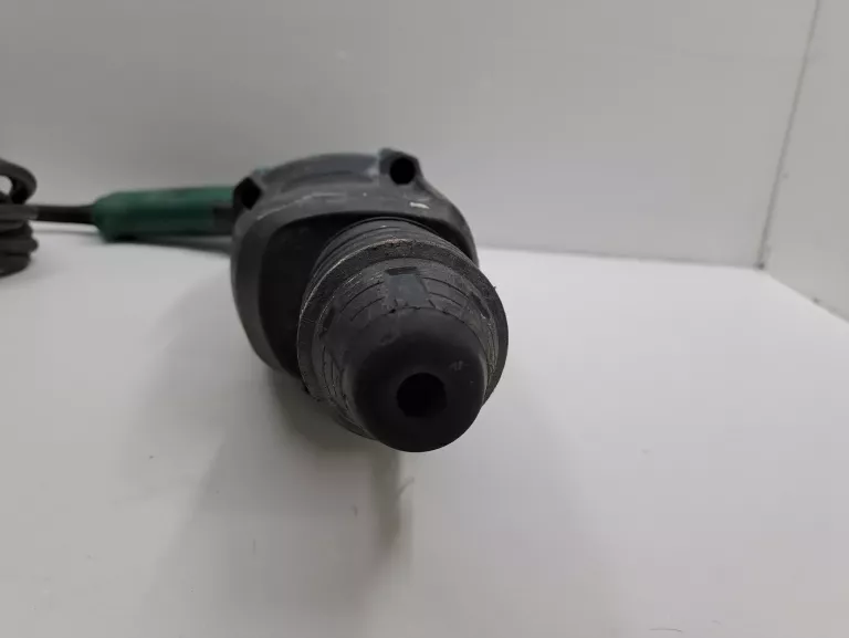 mlotowiertarka-mlot-udarowy-800w-energia-udaru-250