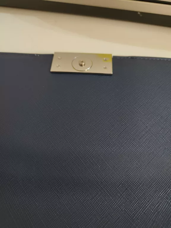 torebka-karl-lagerfeld-material-dominujacy-203885-218281