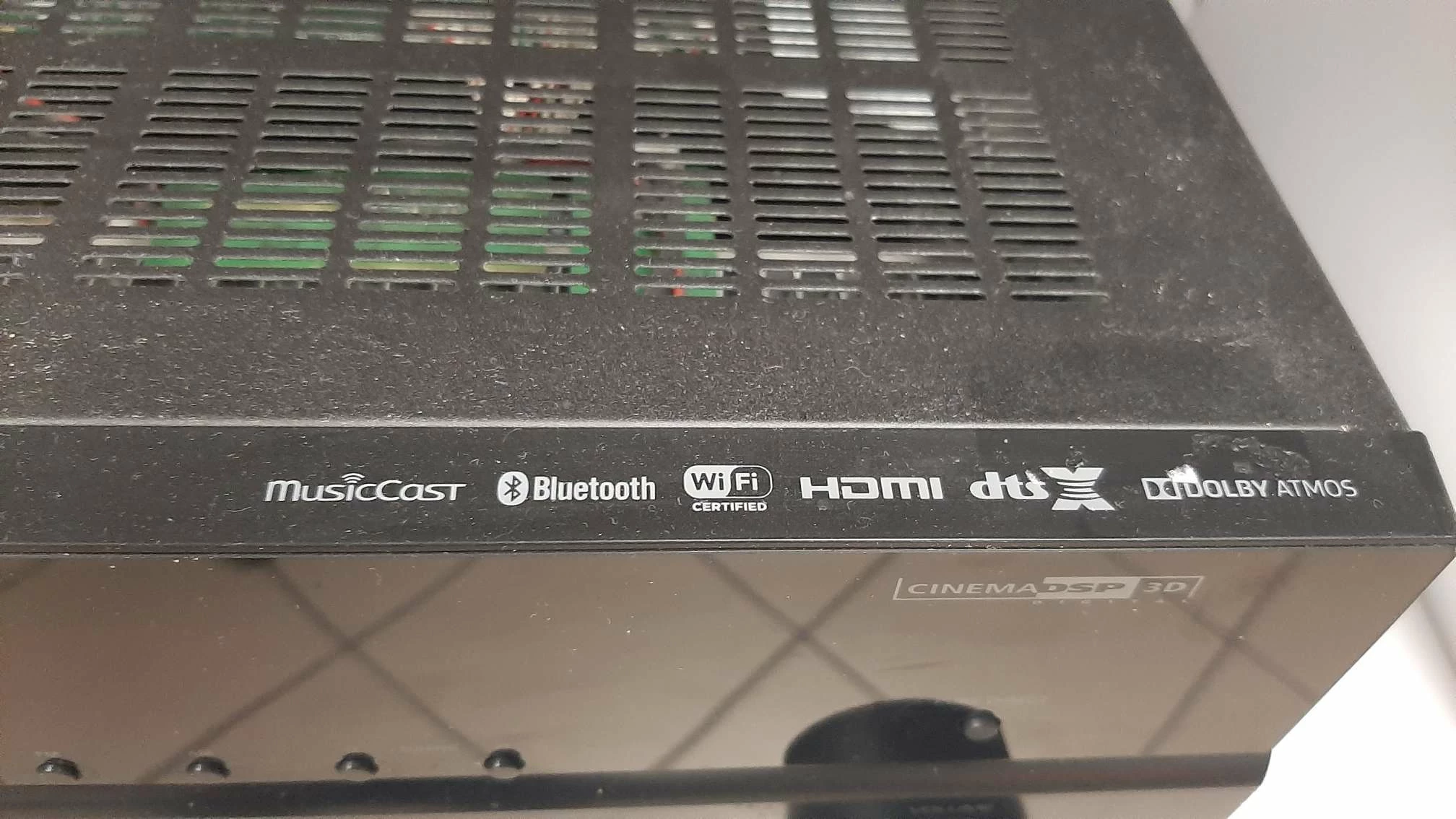 amplituner-yamaha-rx-v685-kolor-czarny