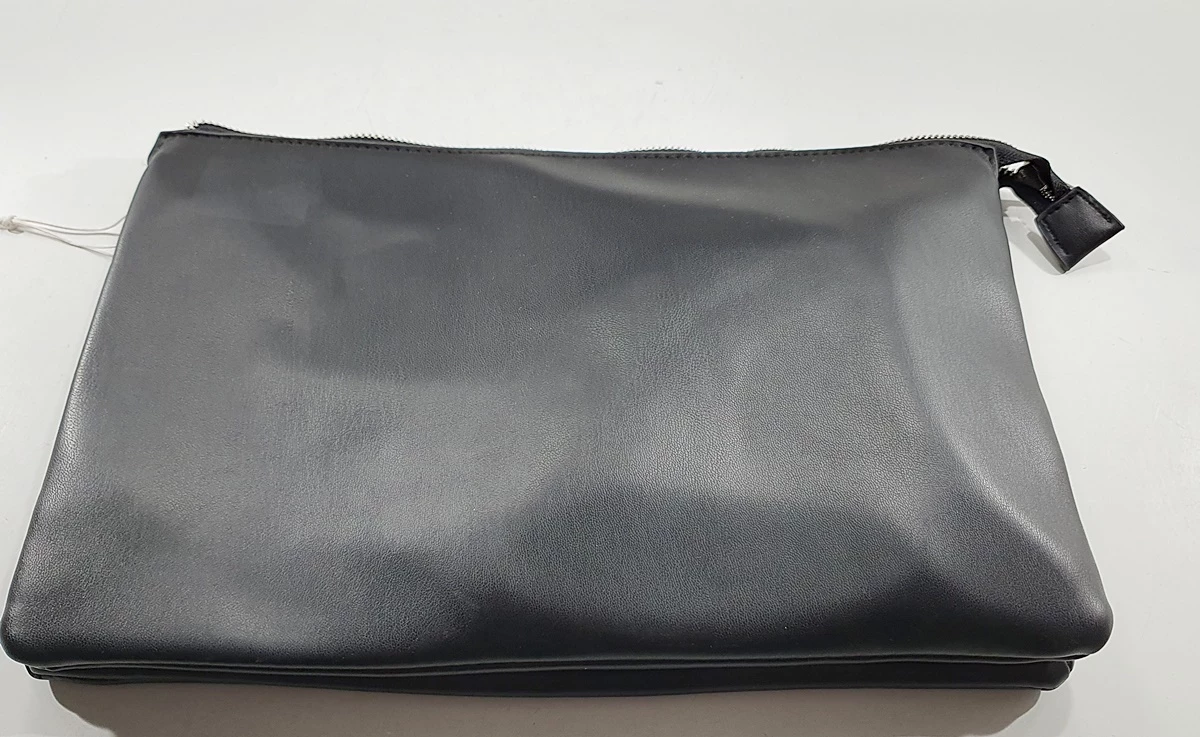 torebka-czarna-reserved-ostrowskiego-1-wroclaw