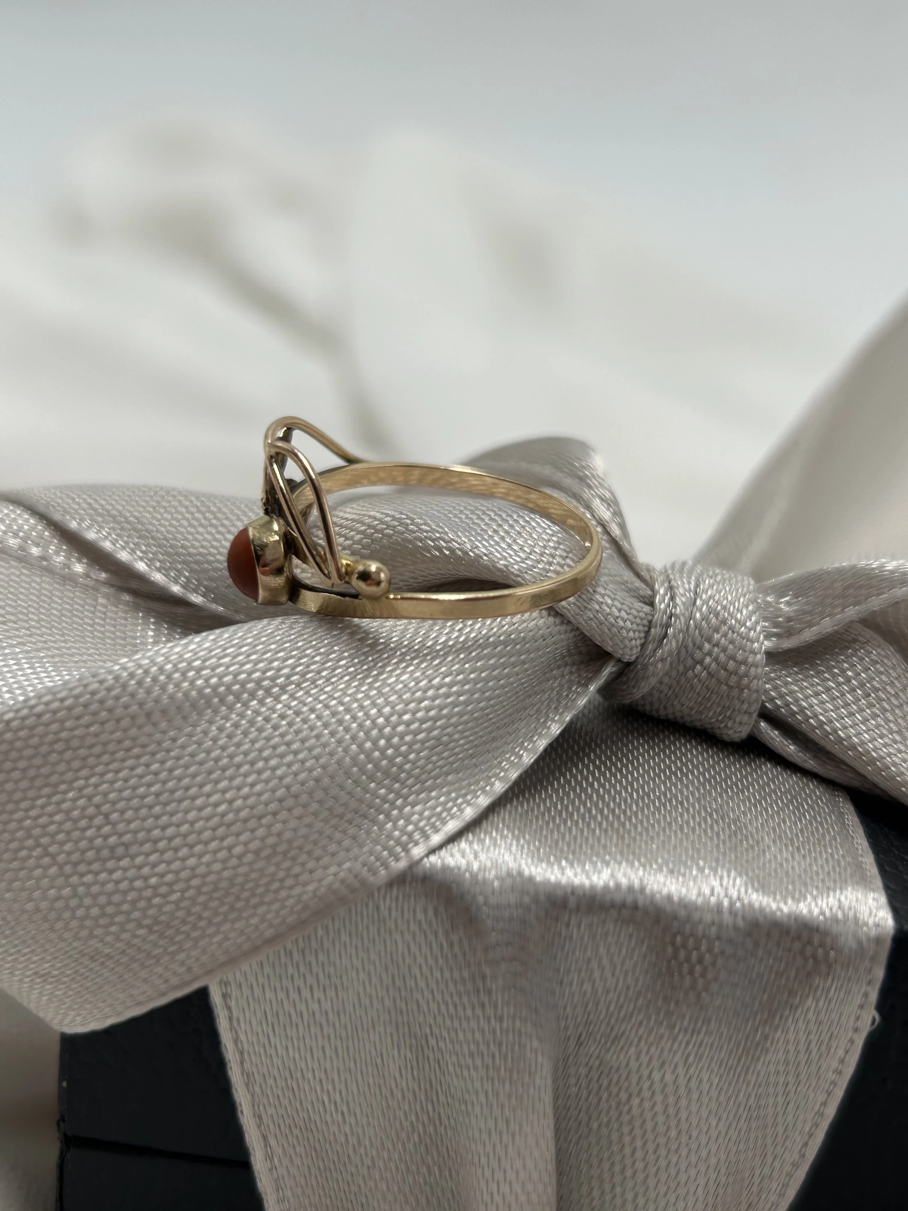 zloty-pierscionek-z-koralem-585174g-rozm-15-rozmiarsrednica-wew-mm-141700