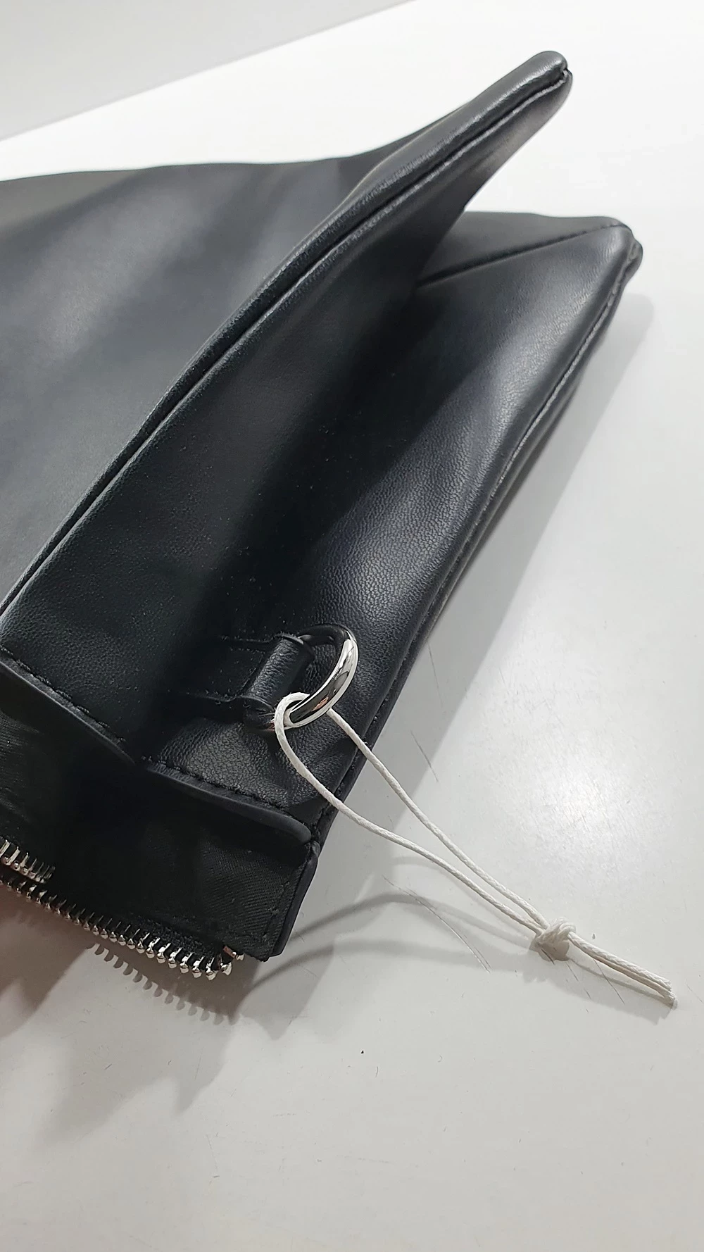 torebka-czarna-reserved-marka-reserved