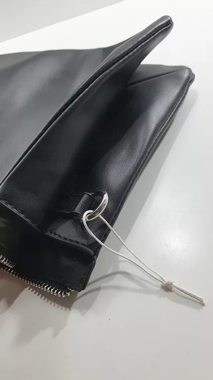 torebka-czarna-reserved-marka-reserved