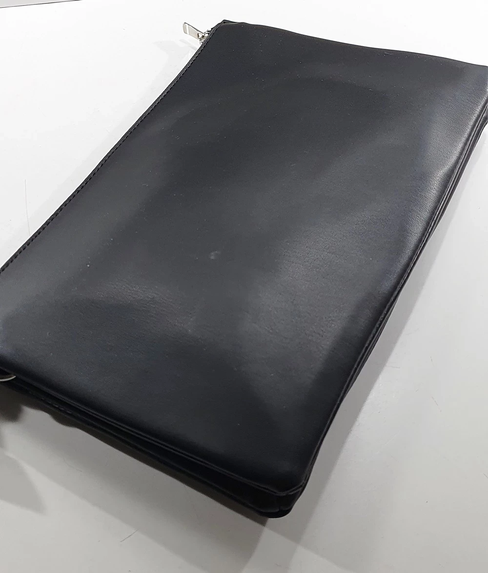 torebka-czarna-reserved-wielkosc-duza-mieszczaca-a4