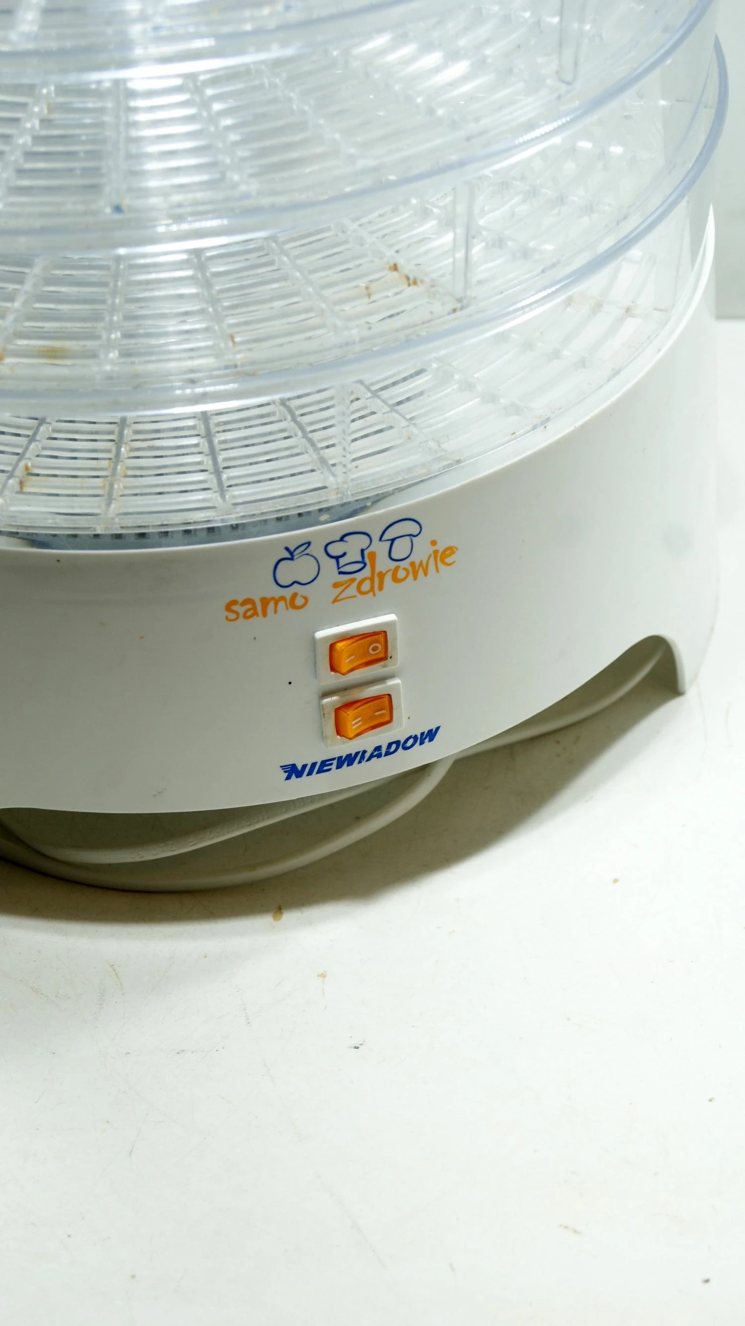 zaskakujaca-suszarka-do-grzybow-niewiadow-dobry-stan-model-97000