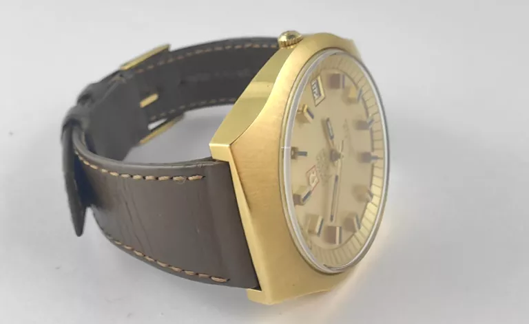 OMEGA ELECTRONIC F300HZ CHRONOMETER