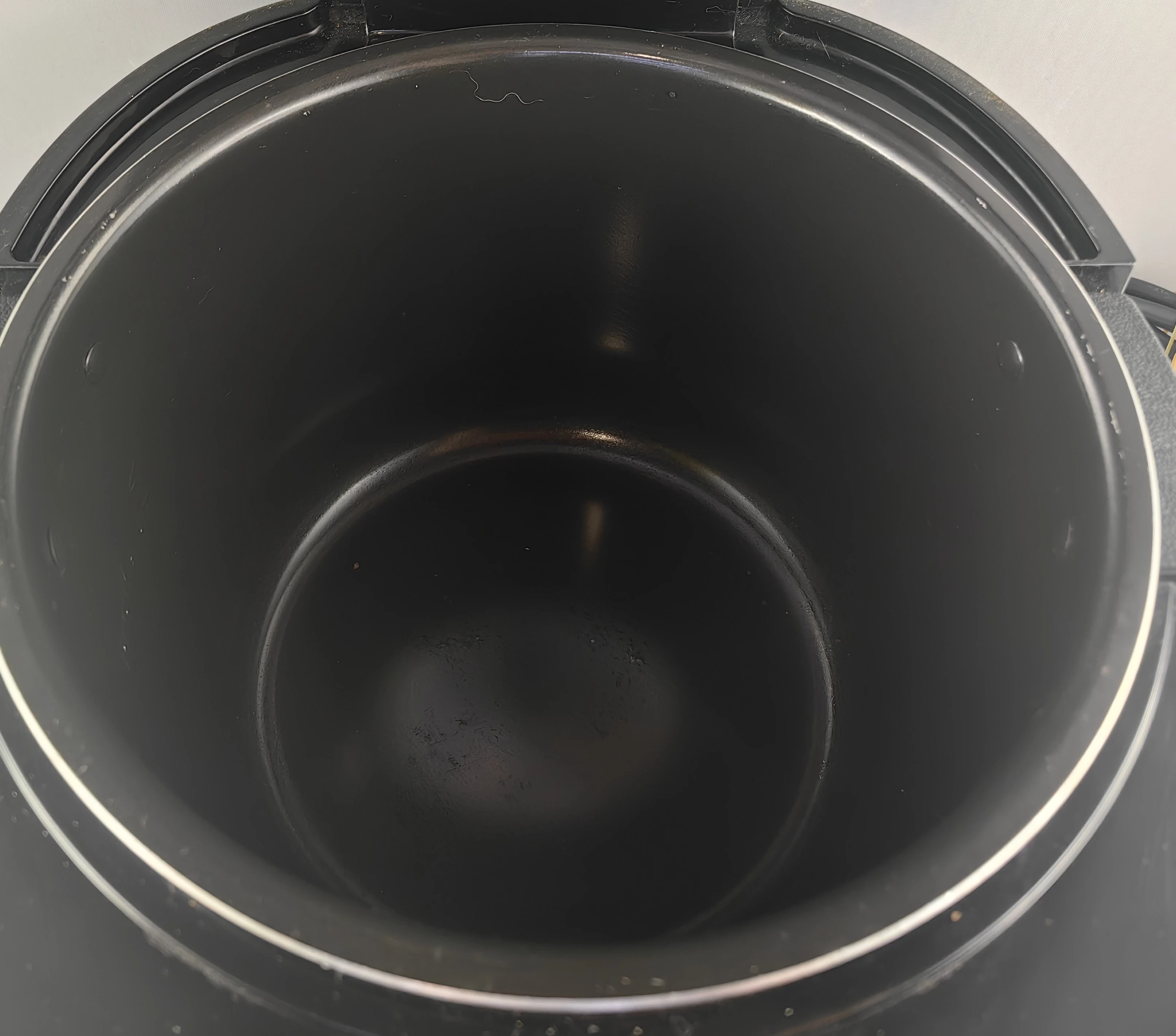 multicooker-philips-hd4749-pojemnosc-5