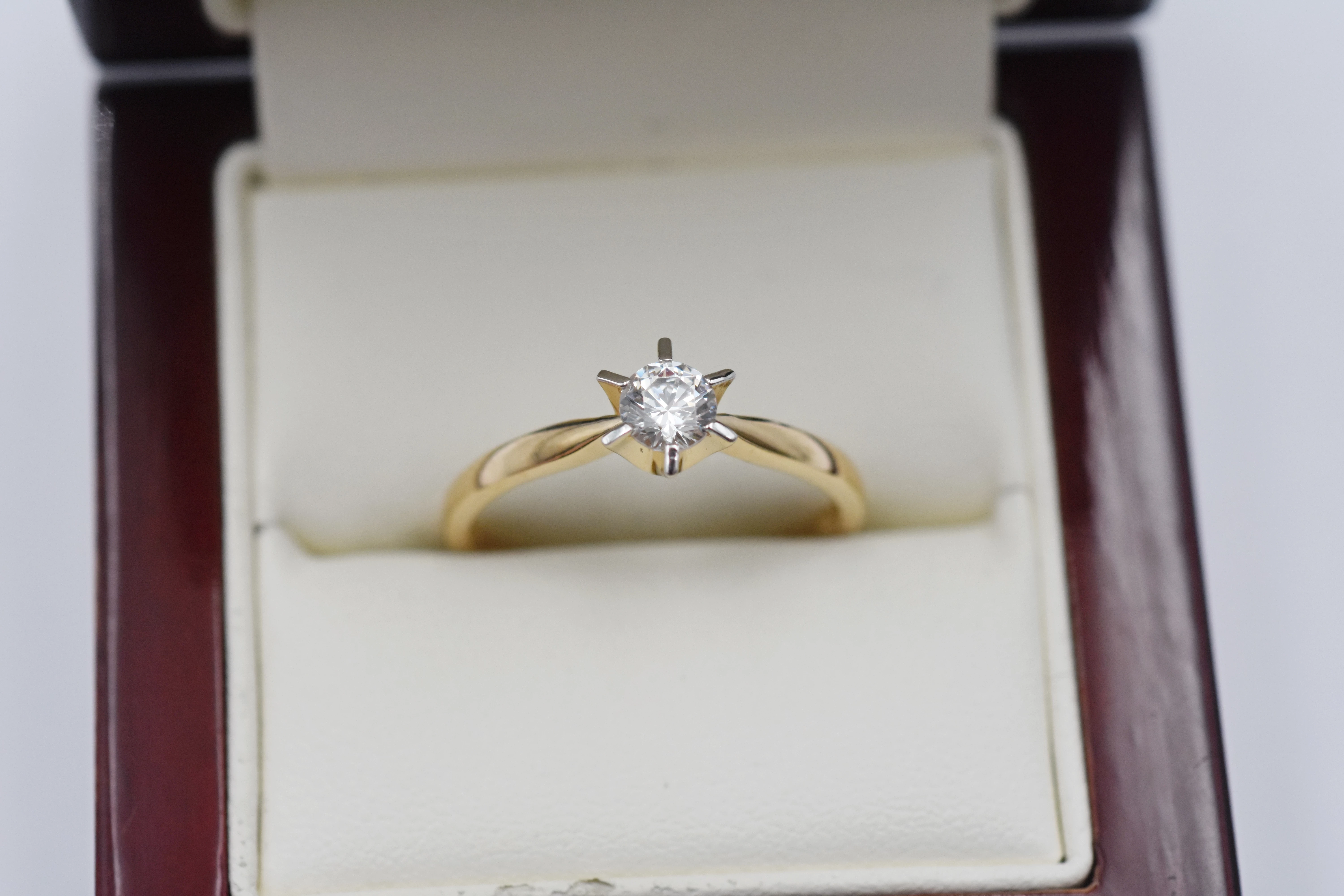 zloty-pierscionek-z-cyrkonia-pr585-14k-r22-255g-material-15835-2