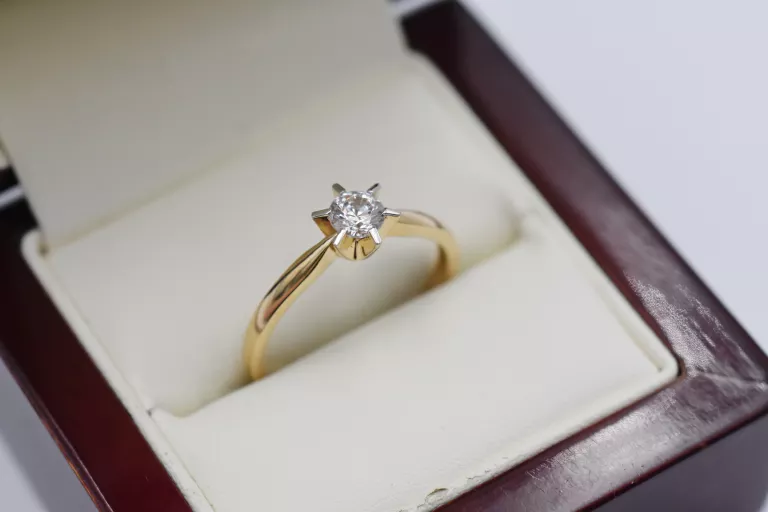 ZŁOTY PIERŚCIONEK Z CYRKONIĄ PR.585 14K R.22 2,55G