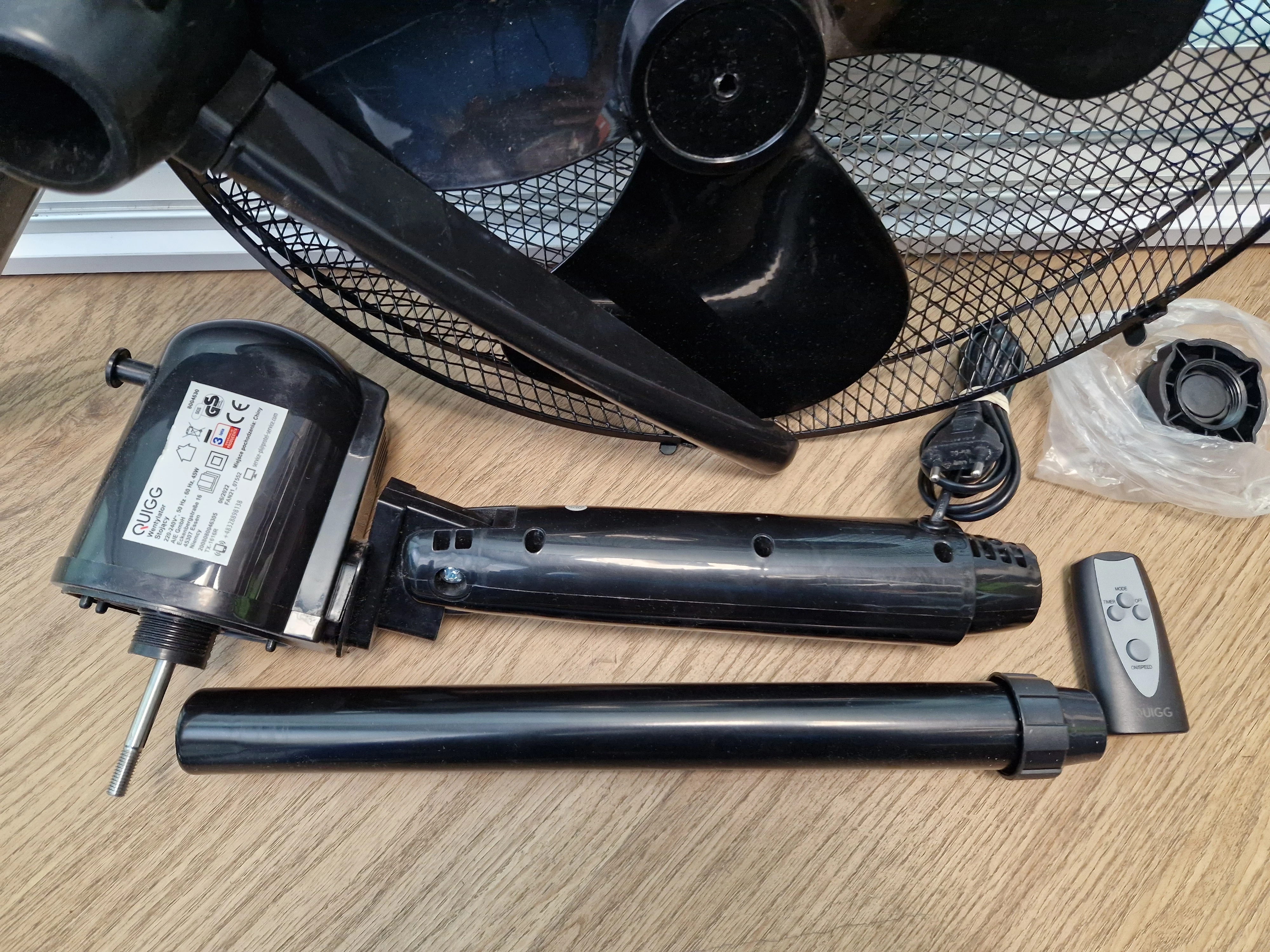 wentylator-wiatrak-wolnostojacy-quigg-tx-161r-moc-maksymalna-45