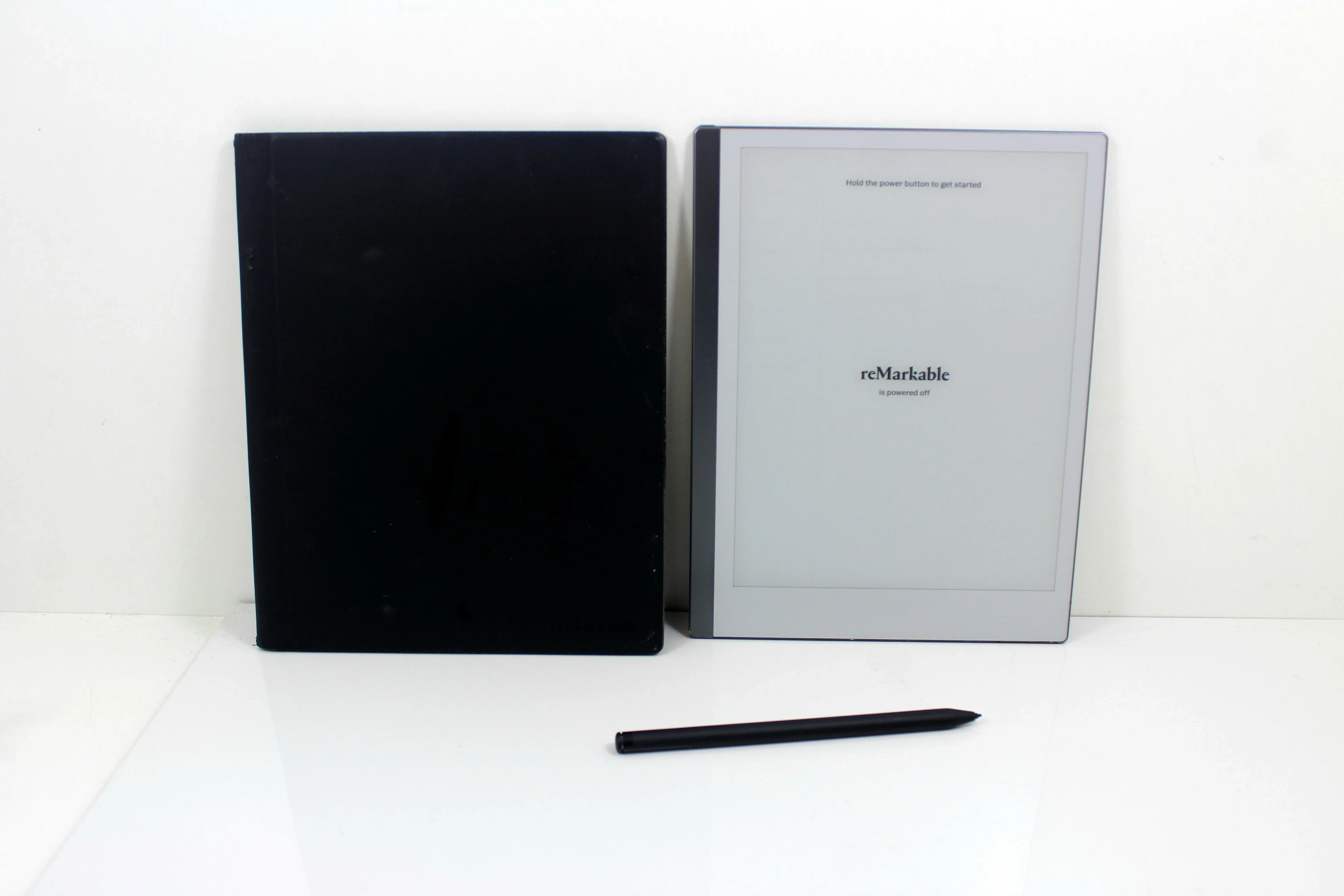 tablet-czytnik-remarkable-2-rysiketui-stan-uzywany