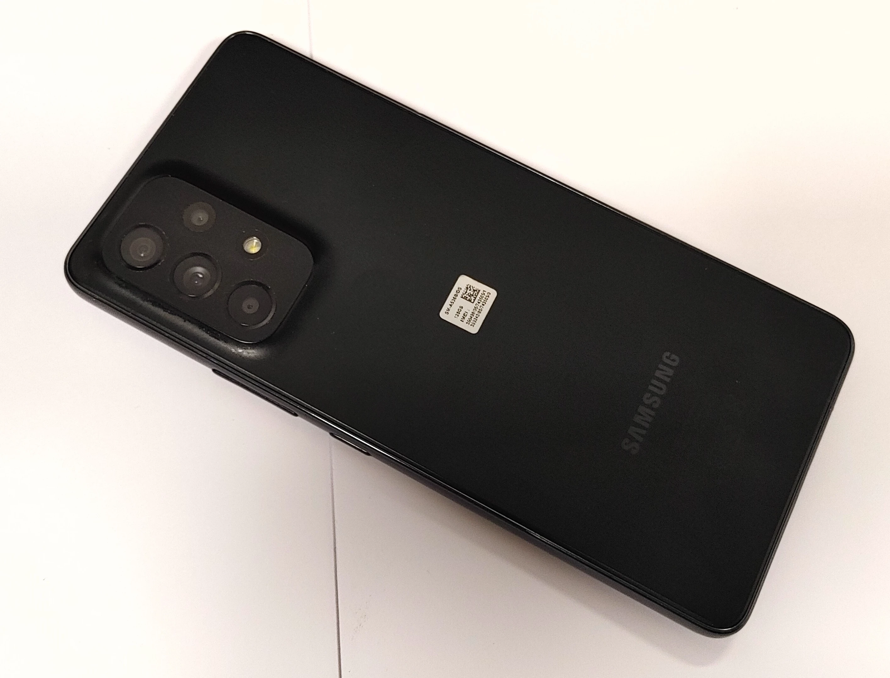 samsung-galaxy-a53-5g-przekatna-ekranu-650