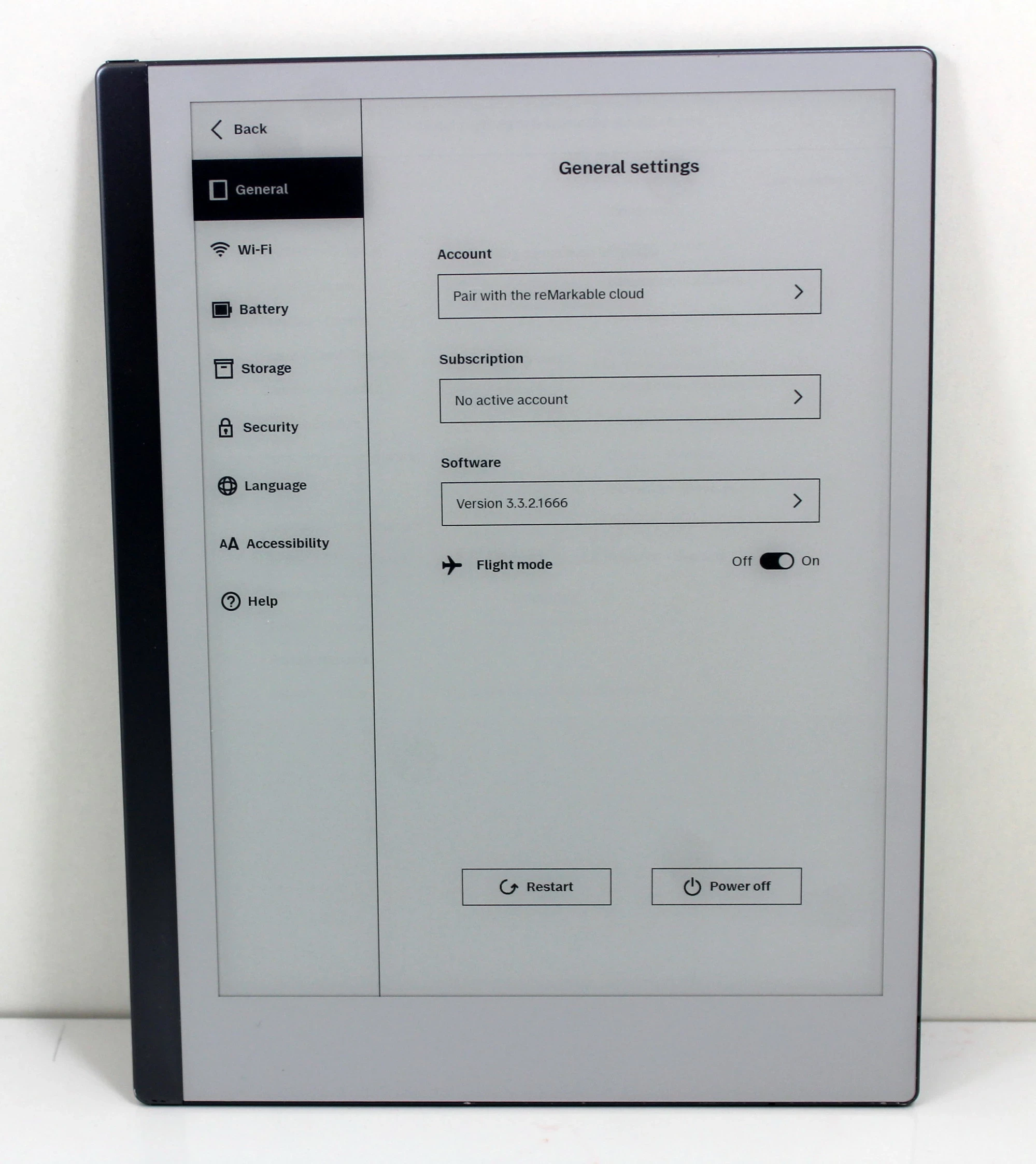 tablet-czytnik-remarkable-2-rysiketui-kolor-szary