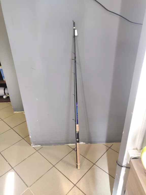 WĘDKA FL NOBLE II CARBON SPINNING C.W. 270CM 10-30G