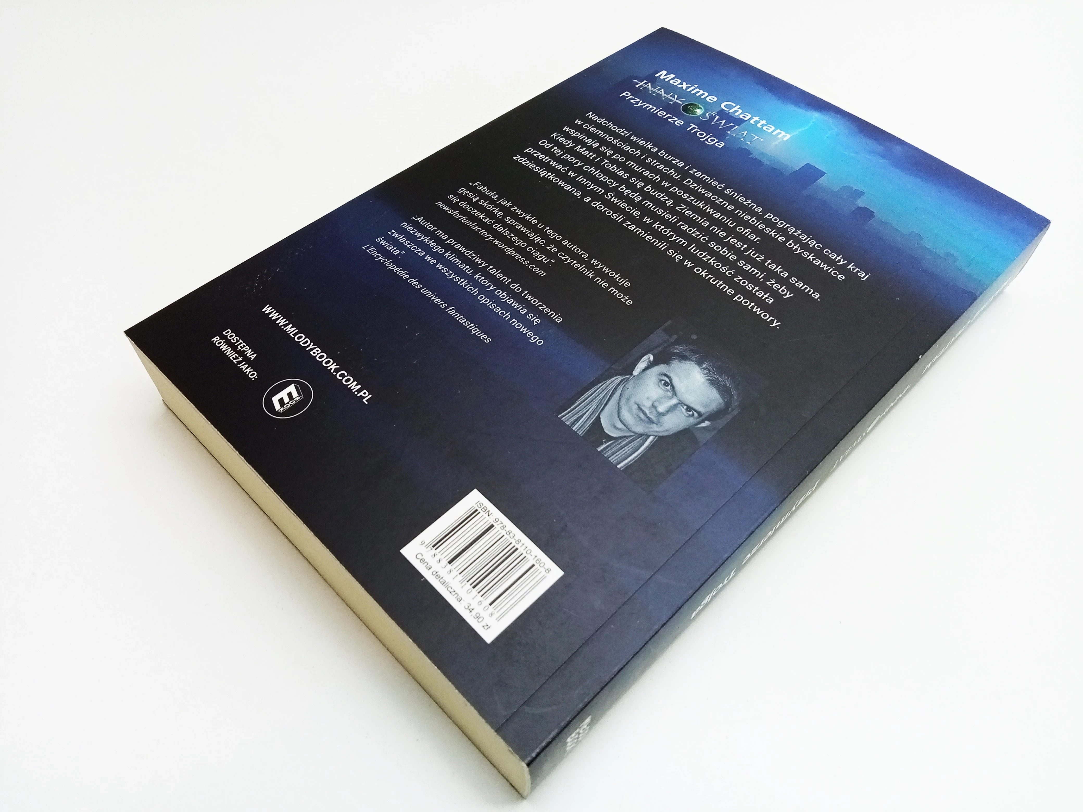 ksiazka-przymierze-trojga-inny-swiat-tom-1-maxime-chattam-isbn-9788381101608