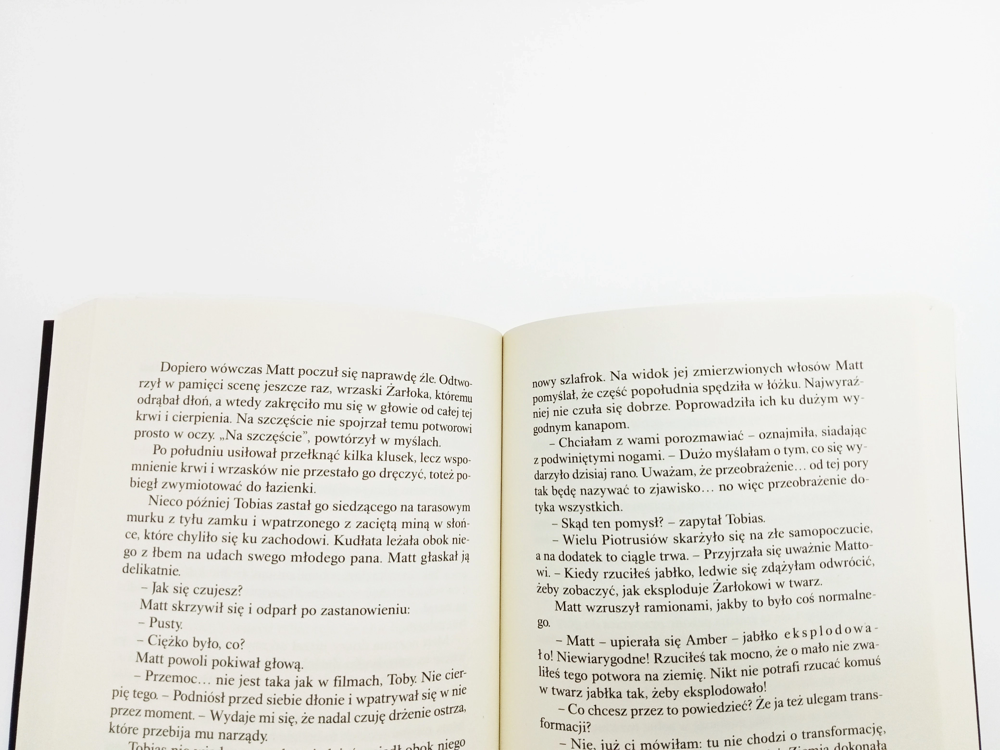 ksiazka-przymierze-trojga-inny-swiat-tom-1-maxime-chattam-autor-maxime-chattam