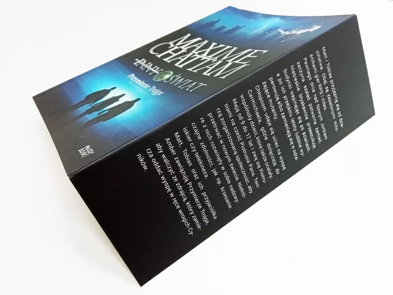 ksiazka-przymierze-trojga-inny-swiat-tom-1-maxime-chattam-okladka-75-1