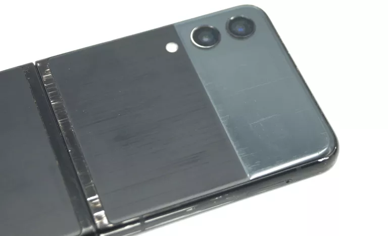 TELEFON SAMSUNG GALAXY Z FLIP 3 BLOKADA