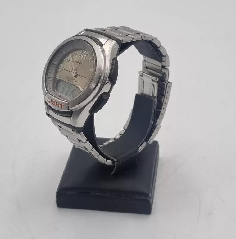 ZEGAREK CASIO