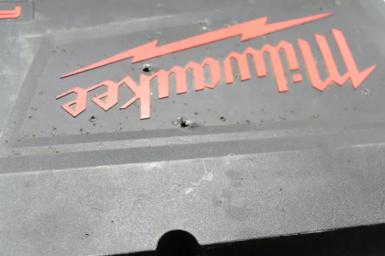 milwaukee-klucz-udarowy-fuel-12-m18-fhiwf12-502x-zasilanie-akumulatorowe