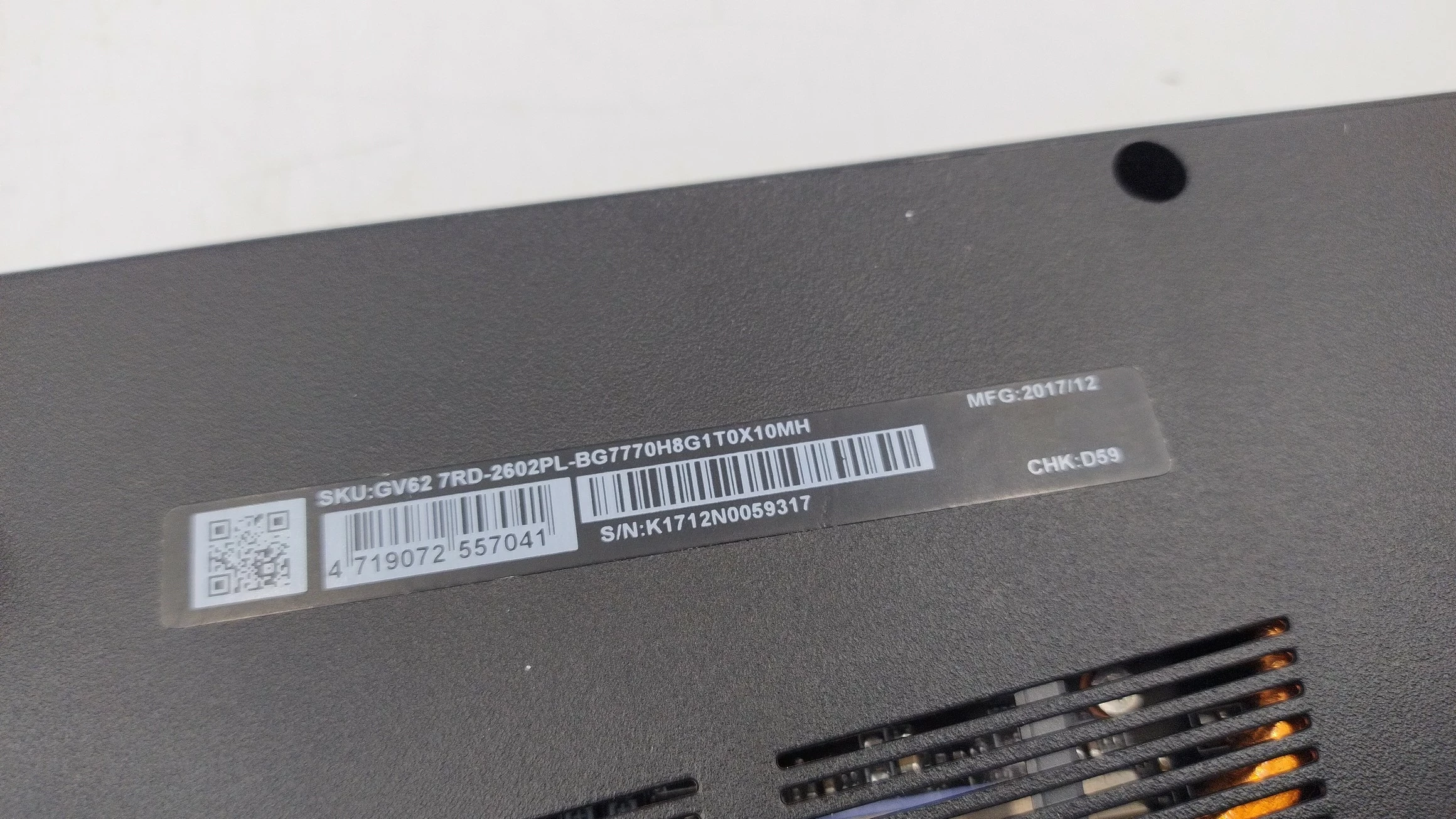 laptop-gamingowy-msi-gl62-7rd-liczba-rdzeni-procesora-8