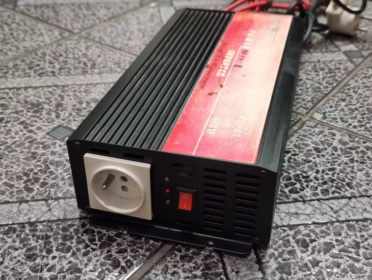 PRZETWORNICA VOICE KRAFT 12 - 230 V 600W POLECAM!