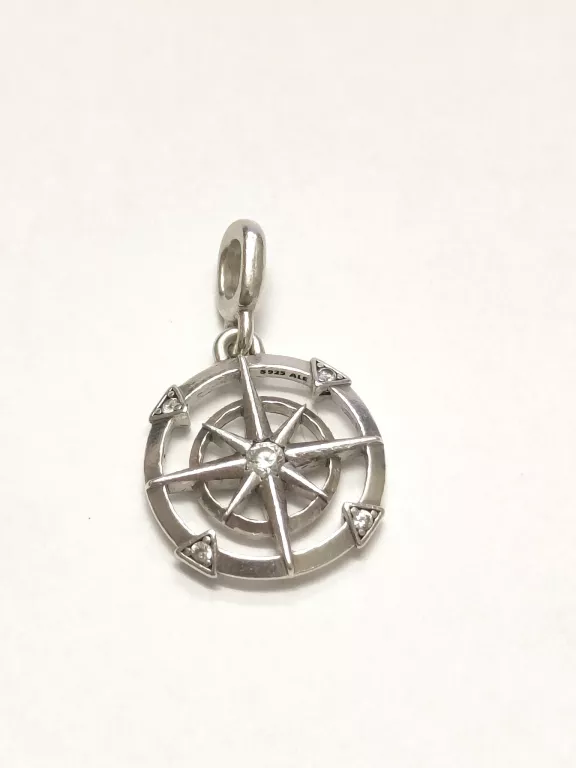 CHARMS PANDORA KOMPAS