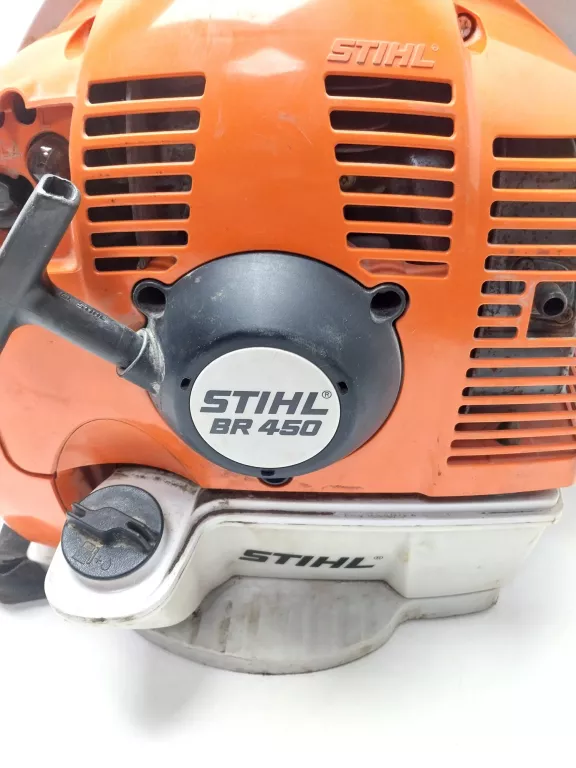 dmuchawa-plecakowa-spalinowa-stihl-br-450-2022-rura-i-szelki-wydajnosc-180