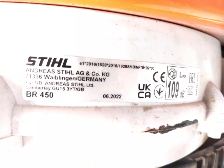 dmuchawa-plecakowa-spalinowa-stihl-br-450-2022-rura-i-szelki-zakres-mocy