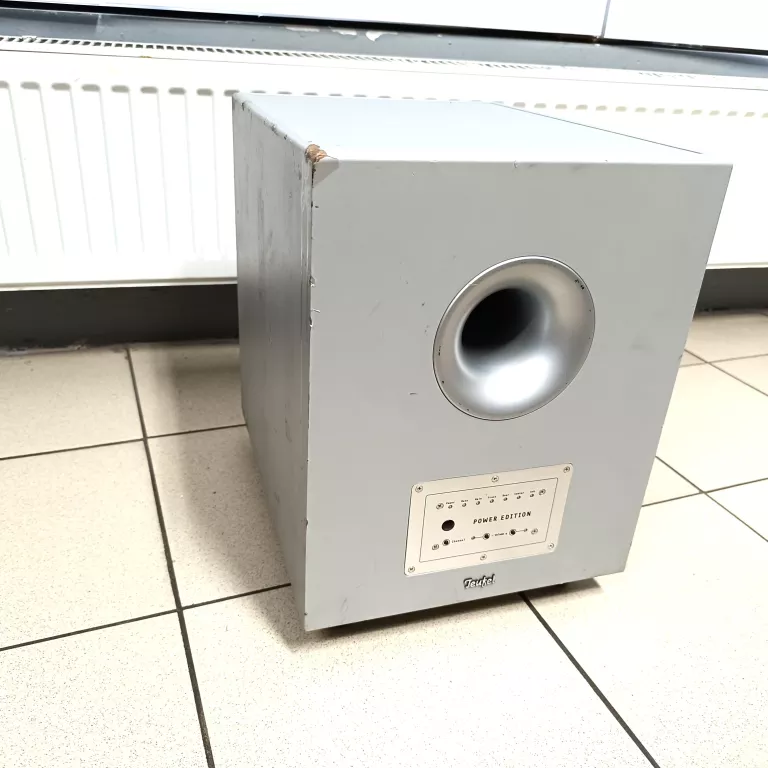 SUBWOOFER AKTYWNY TEUFEL CONCEPT MAGNUM POWER EDITION B/N