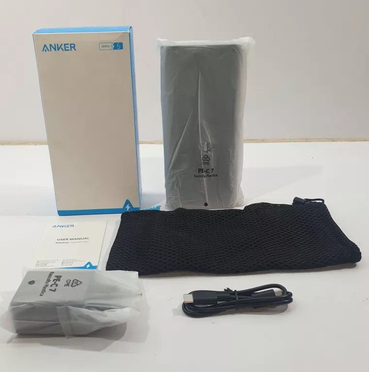 ANKER POWER BANK POWERCORE+ 26800 MAH PD (CZARNY)