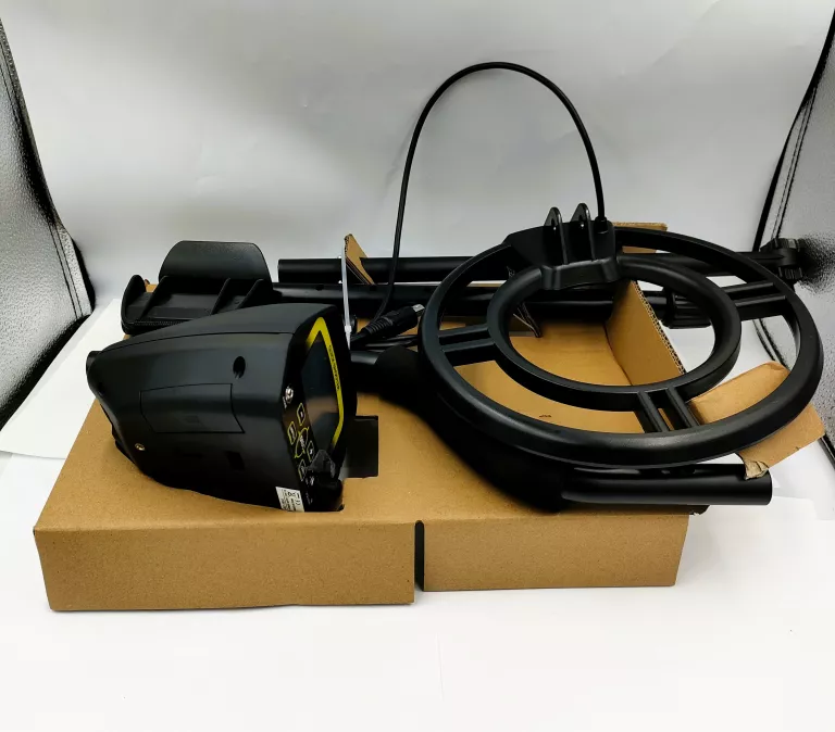 WYKRYWACZ METALI DETEKTOR QUICK SHOOTER GC-1032