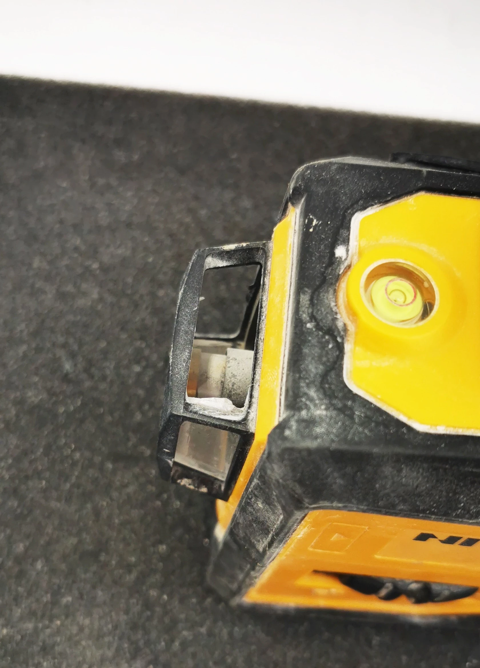 laser-krzyzowy-nivel-system-cl3d-pelny-komplet-walizka-ean-gtin-5907440786172