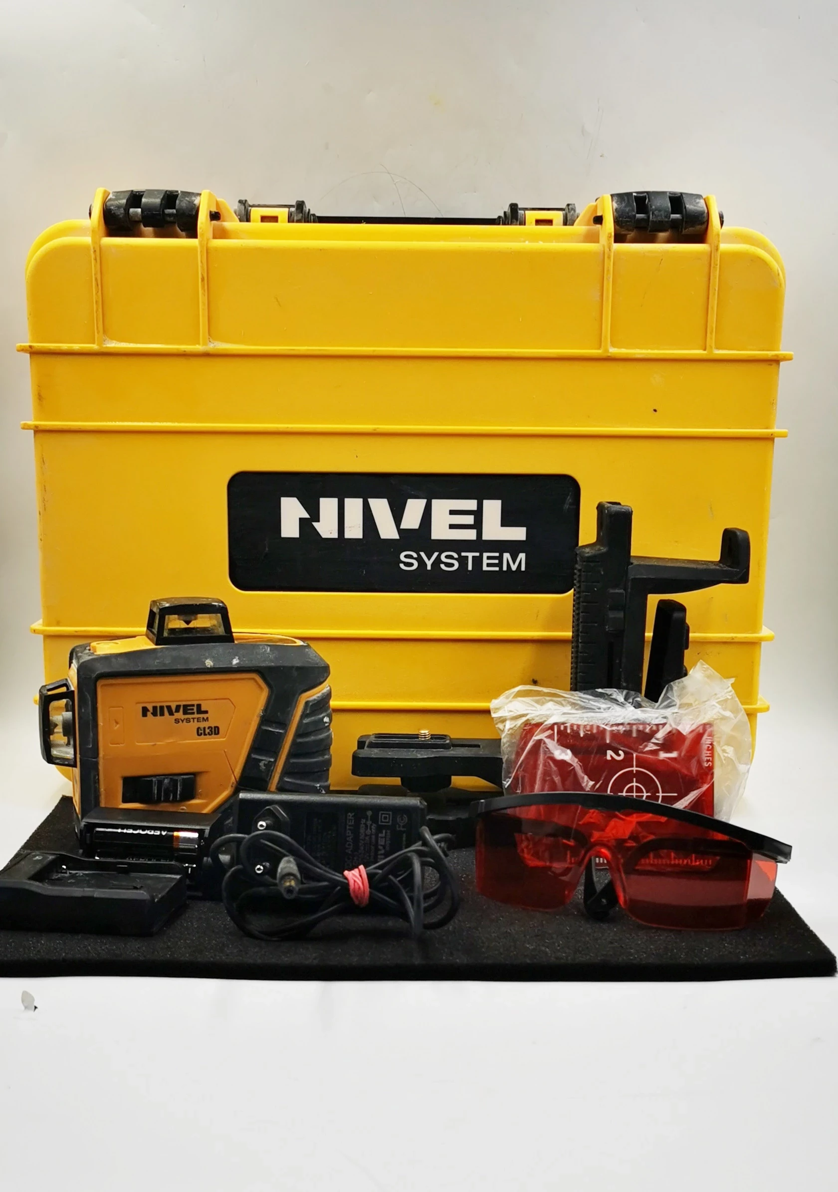 laser-krzyzowy-nivel-system-cl3d-pelny-komplet-walizka-targowa-20-warszawa