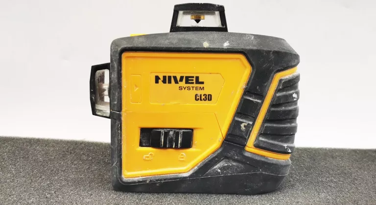 laser-krzyzowy-nivel-system-cl3d-pelny-komplet-walizka-maksymalny-zasieg-pracy-30
