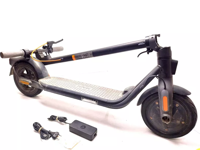 HULAJNOGA SEGWAY-NINEBOT KICKSCOOTER F30D + ŁADOWARKA, GWARANCJA