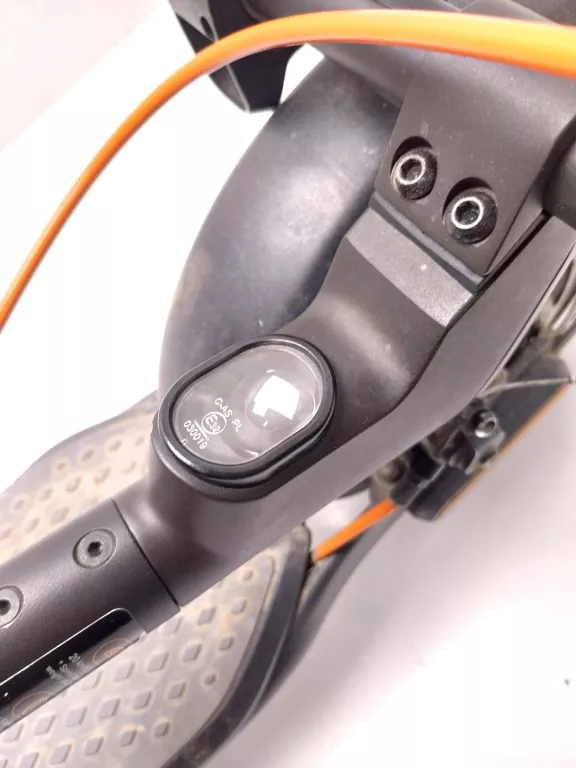 HULAJNOGA SEGWAY-NINEBOT KICKSCOOTER F30D + ŁADOWARKA, GWARANCJA