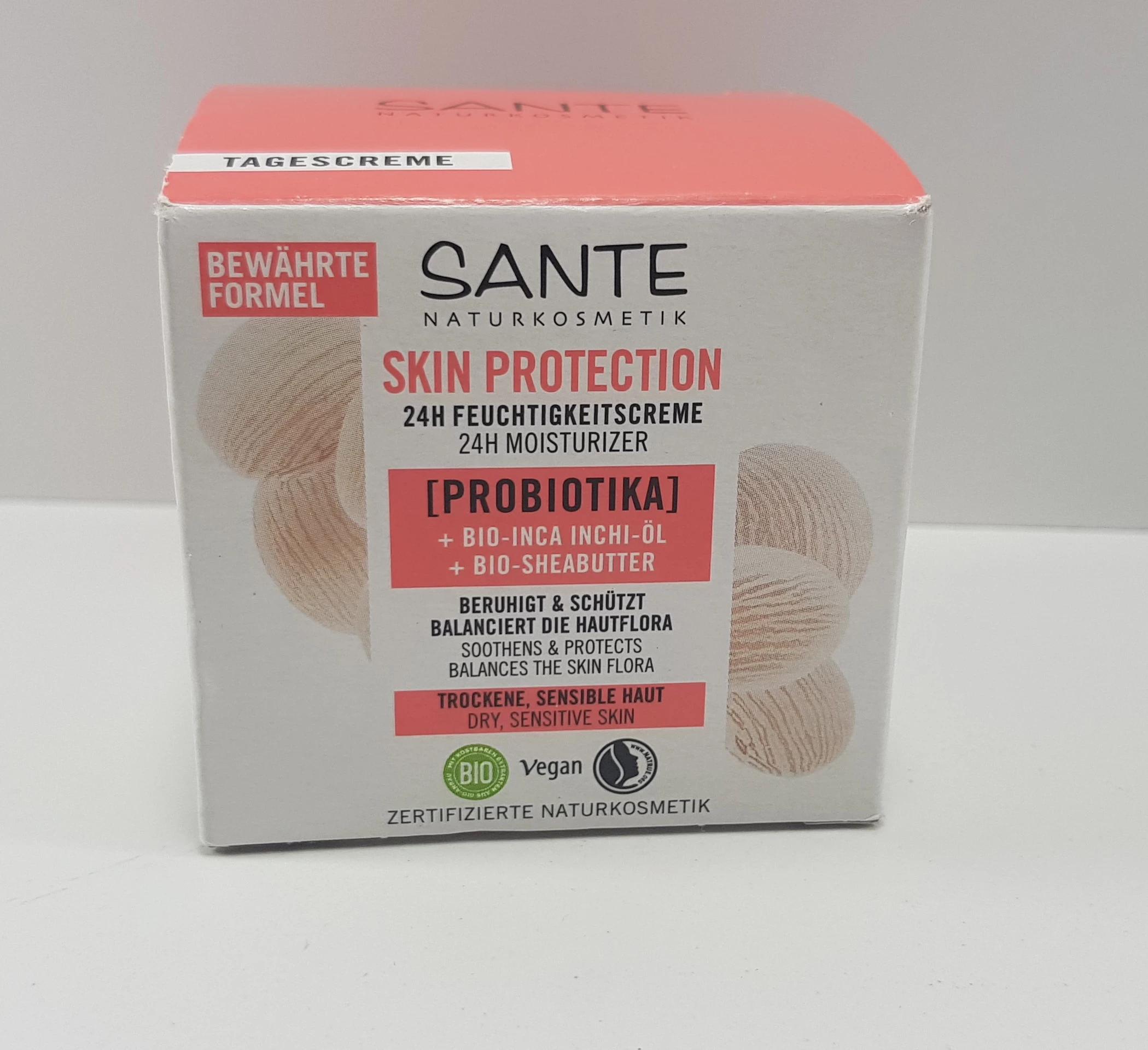 krem-nawilzajacy-do-twarzy-sante-dzien-i-noc-50-ml-ak-11-elk