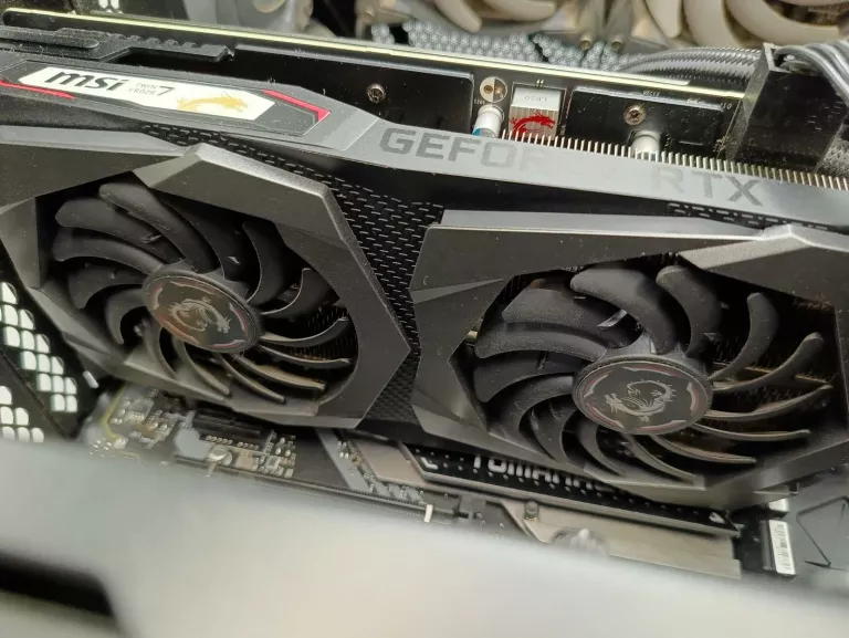 KOMPUTER STACJONARNY I7 10700KF RTX 2060 SUPER 8GB 16GB 256GB SSD Z490 MSI