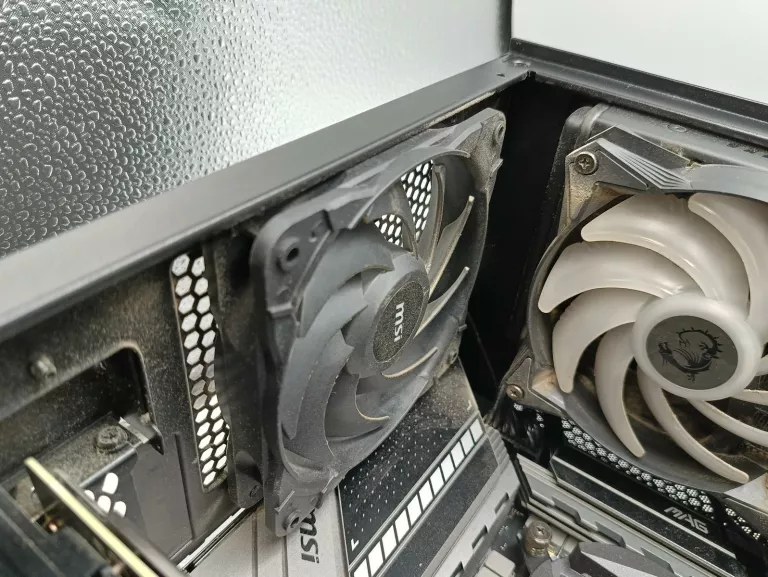 KOMPUTER STACJONARNY I7 10700KF RTX 2060 SUPER 8GB 16GB 256GB SSD Z490 MSI