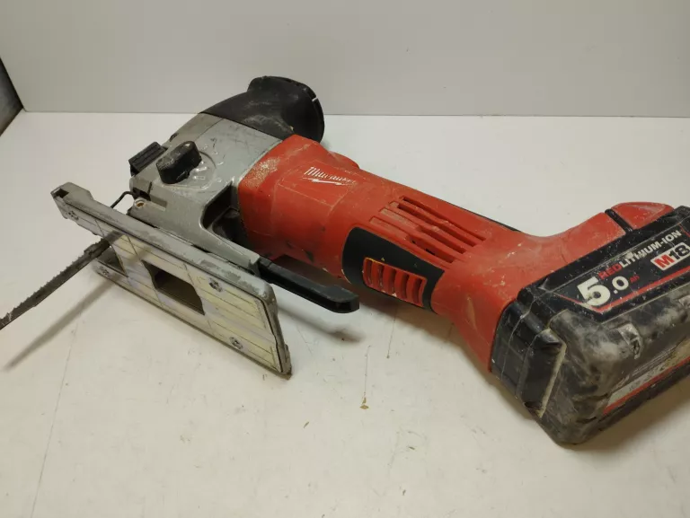 WYRZYNARKA MILWAUKEE HD18 JSB+AKU