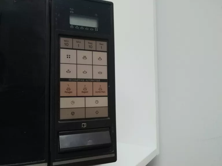 KUCHENKA MIKROFALOWA PANASONIC