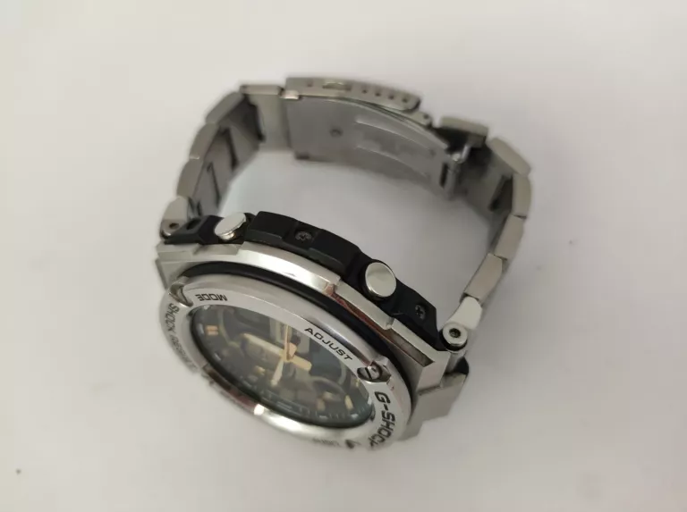 ZEGAREK CASIO G-SHOCK GST-210D
