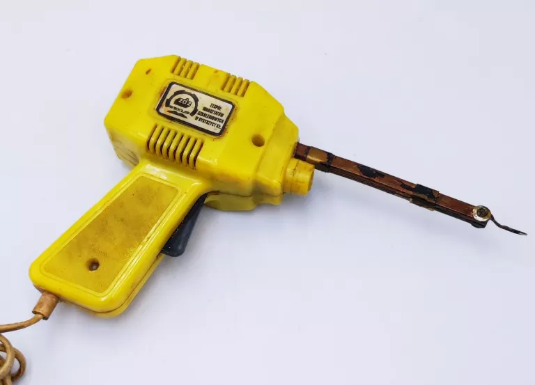 lutownica-prl-typ-lt-101-powstancow-slaskich-122-wroclaw