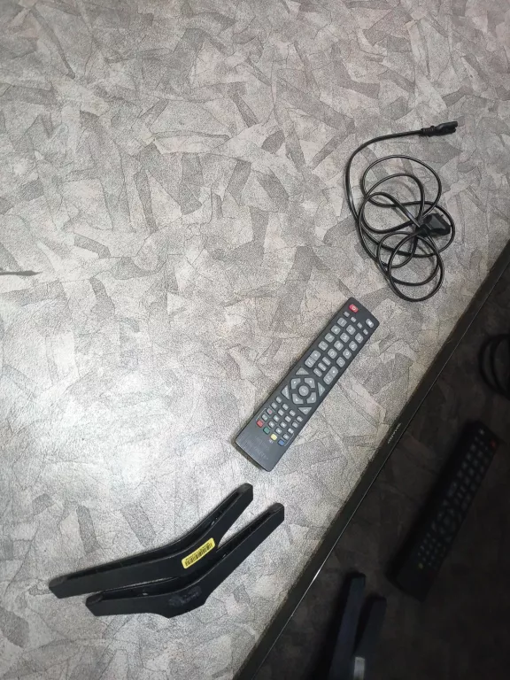 TELEWIZOR SHARP AQUOS LC-40FG3342E