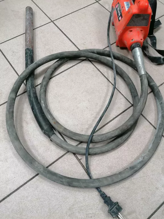 WIBRATOR DO BETONU ALTRAD MEGAVIB+