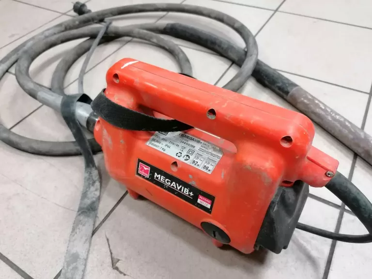 WIBRATOR DO BETONU ALTRAD MEGAVIB+