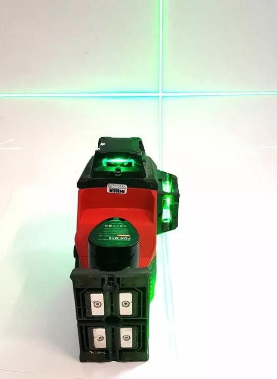 PROMOCJA! LASER KRZYŻOWY MILWAUKEE M12 3PL KOMPLET